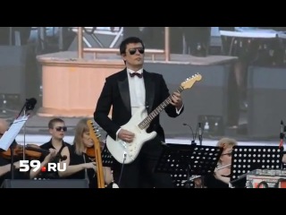 news of perm - the orchestra plays "pack of cigarettes"