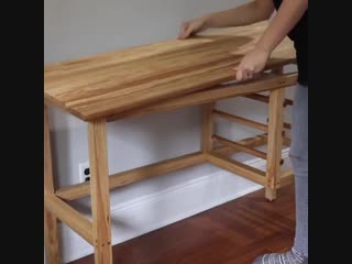 homemade table with the hands of a girl - haus