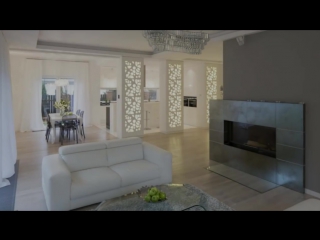 glamour-style living room dazzles with brilliance and elegance